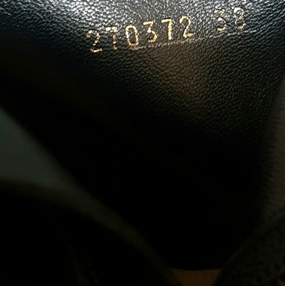 GUCCI Gorgeous Peep Toe Suede Patent Heels EUC 8 - Picture 8 of 8